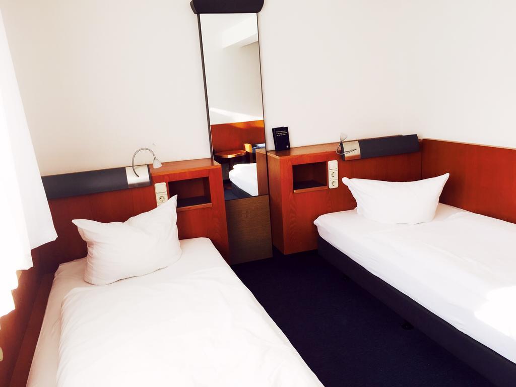 Hotel Imperial Wuppertal Eksteriør billede